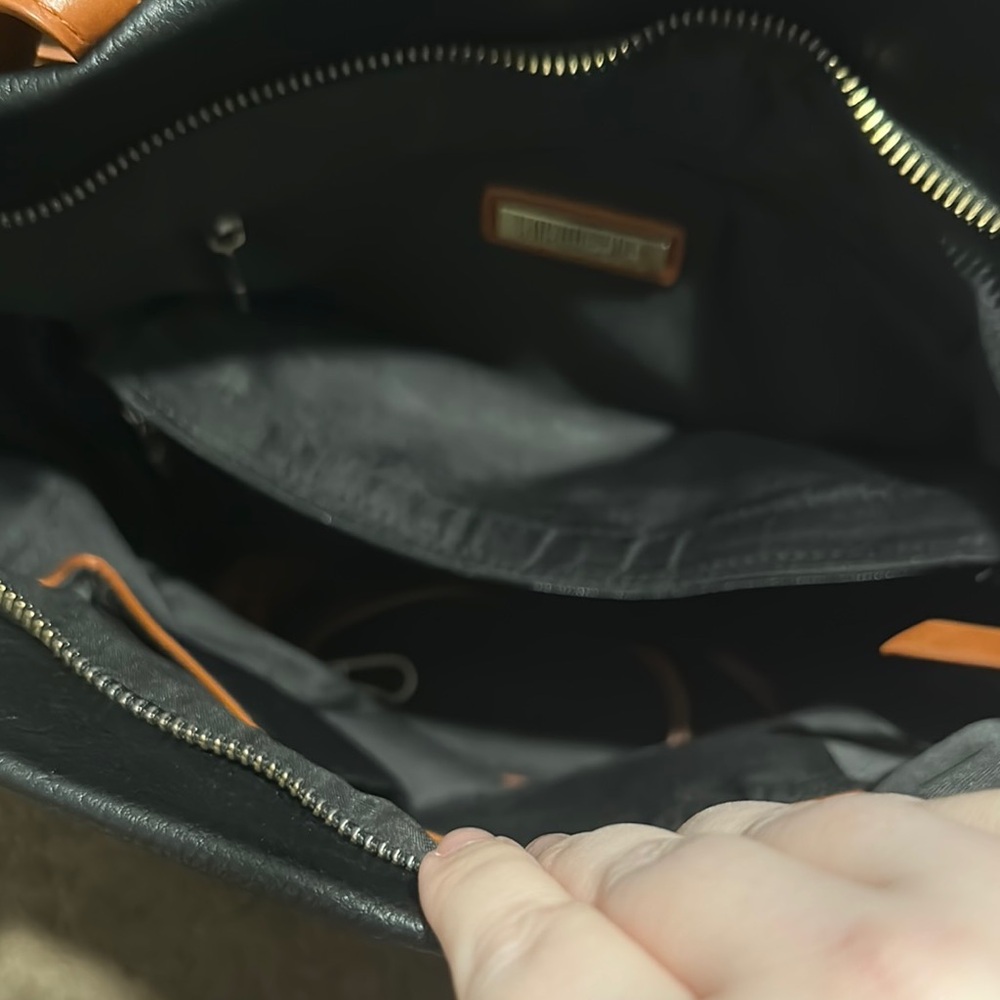 Classic Black and Brown Pebbled Leather Tote Bag - Picture 2 of 3